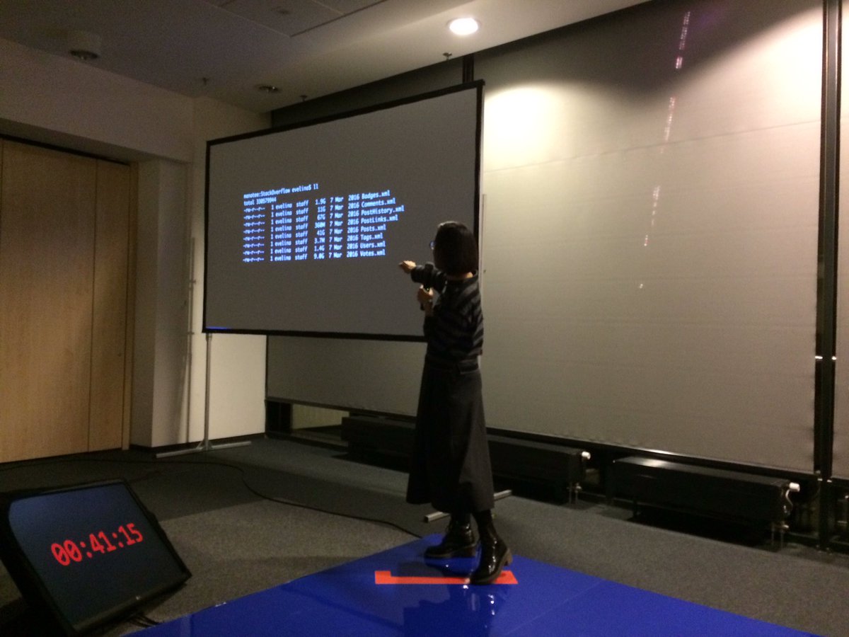 Let's analyze <a href="/StackOverflow/">Stack Overflow</a> shall we? Interesting talk at <a href="/code_europe/">Code Europe</a> by Evelina Gabasova.