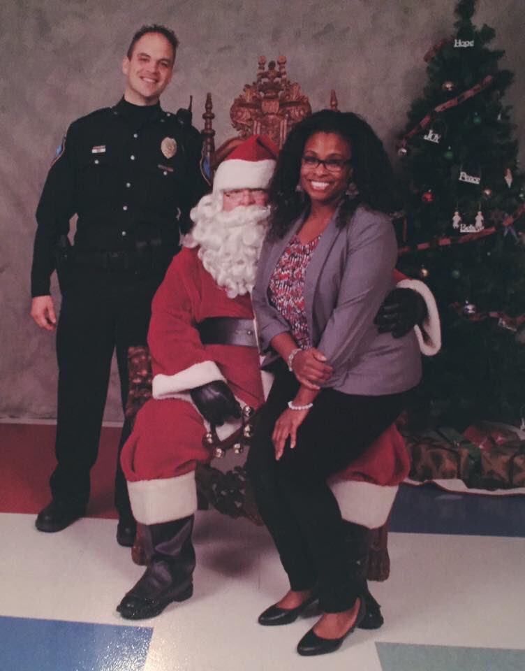TR w/ #Santa at the @wcfop123 #shopwithacop event! An amazing event of giving holiday cheer to some wonderful families #BuildUp 💕#SpeadLove
