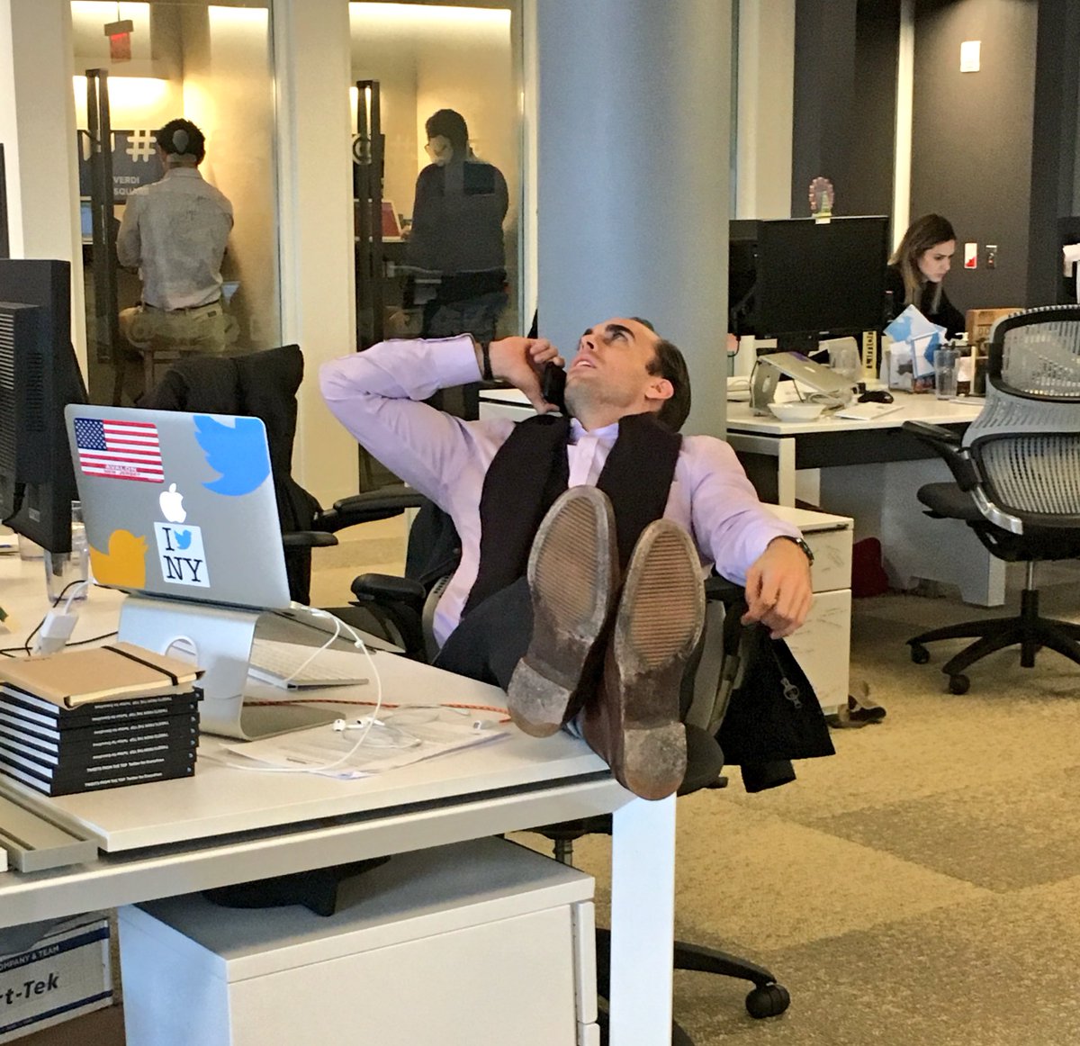 devonharris's tweet photo. Them: How's business?
@AlexOsberg: BOOMIN' https://t.co/Hbh2qdqypC