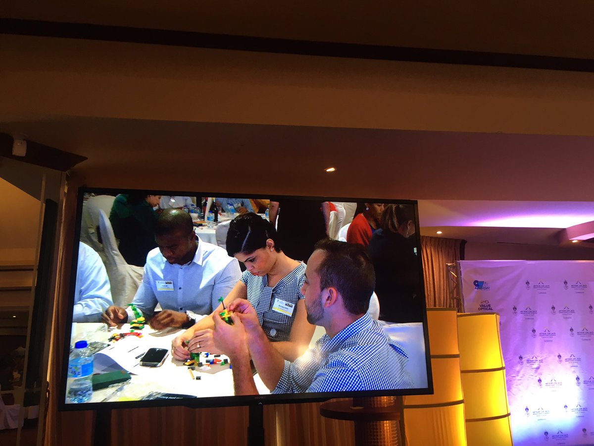 Bricking it at #playConference2016 assisting <a href="/willymiot/">Guillermo Miotti</a> and <a href="/adi_montas/">Adi Montas</a> #play