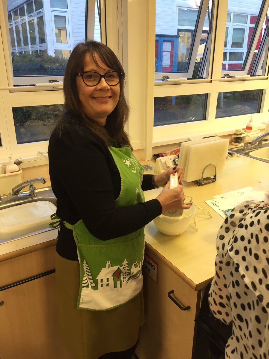 RPS_ScottHouse's tweet photo. Great to see Mrs Fulham committing fully to The Staff Bake Off #greenarmy https://t.co/XNLluGCWya