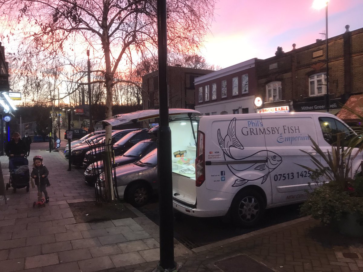 <a href="/HG_festival/">Hither Green</a> @HITHERGREENDELI <a href="/HGHavoc/">Hither Green Havoc</a> Hi fish friends, don't disperse, I am here ..Staplehurst Rd until 7pm tonight .. catch me if you can