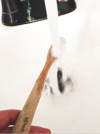 UDOBRUSH's tweet photo. Rinse that brush! #uDo #BambooToothbrush https://t.co/DI7ps3ZhnC