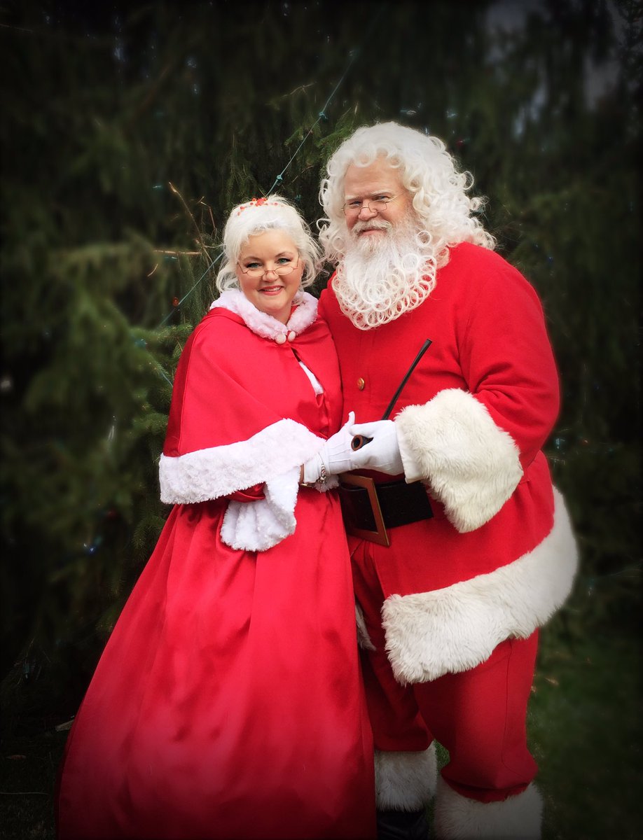 The Big Guy and I would like to thank everyone for coming to see us after the parade in The Augusta Commons on Saturday. MERRY CHRISTMAS!!!