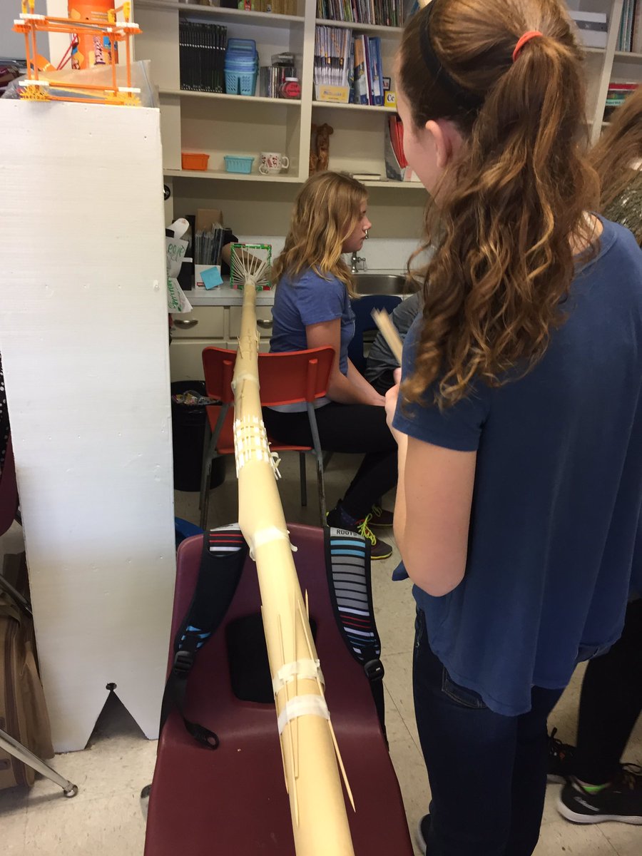 LisaConway17's tweet photo. Building #Structures for our #Grade7 #WindChallenge #STEM #StudentEngagement #Collaboration #Teamwork @walzad @RCDSB https://t.co/pN15saT10G