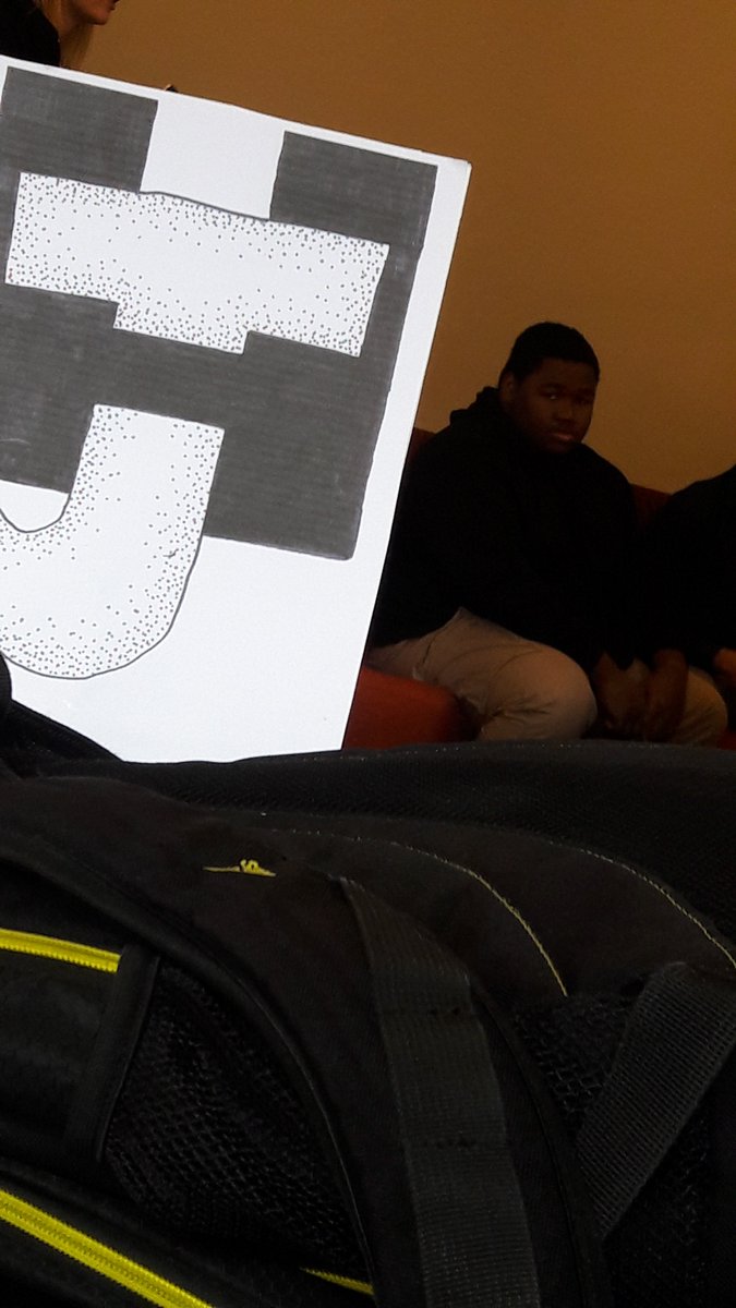 HarisK2016's tweet image. At #TRENDINGNOWVPDEBATE. Good luck to Jordan, take us to that future. #AFutureForYou.