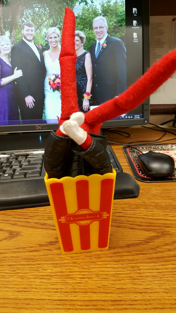 KristiLLarson's tweet photo. Looks as though someone is craving a popcorn and movie day! #VNLElf #RogertheElf #Elfontheshelf https://t.co/Gl3pI46JzK