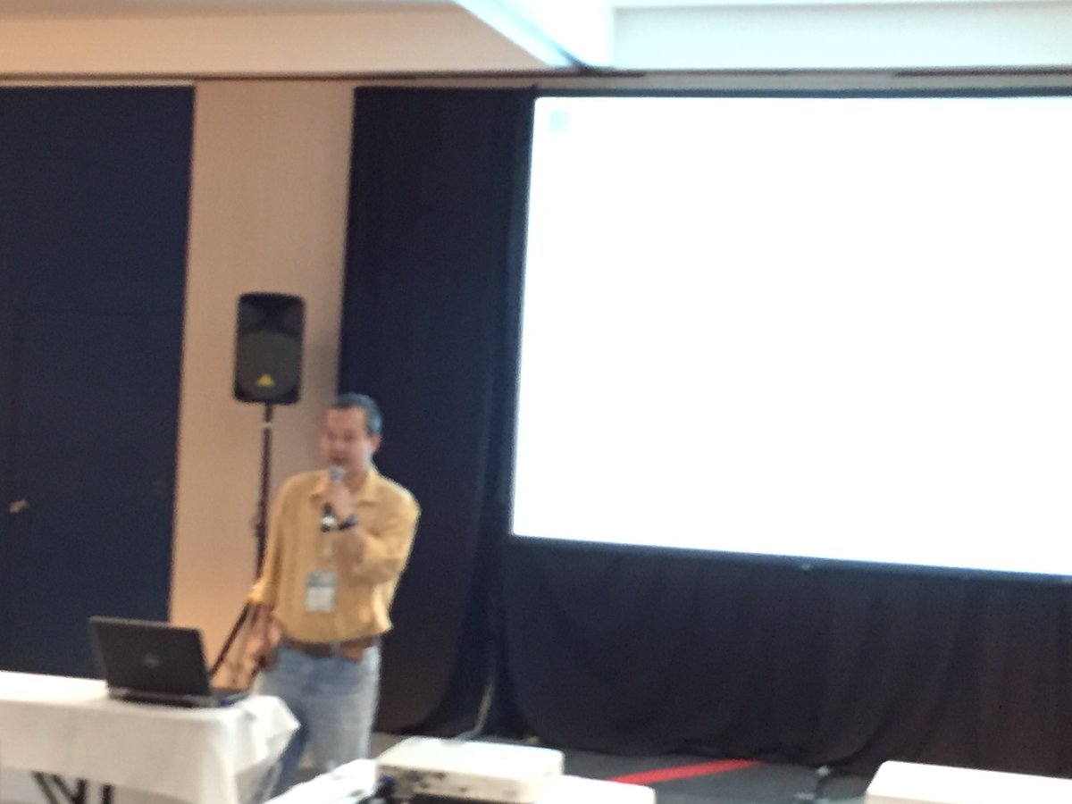 mm_luqman's tweet photo. @L3i_LaRochelle @UnivLaRochelle #icpr2016
Bao presenting his work on PSRIF image descriptor during ICPR 2016 https://t.co/v7LXwNZq9L