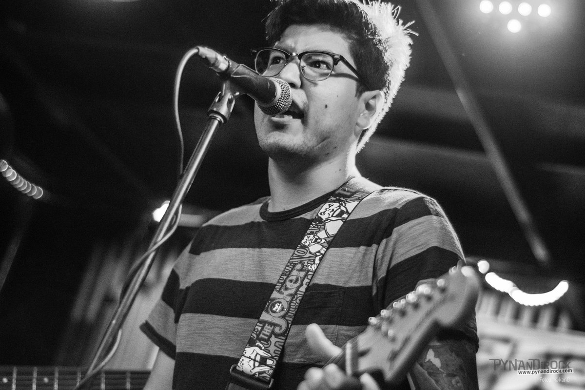 PynandiRock tweet media