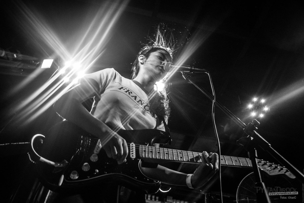 [GALERIA]

Amigos, ya están arriba todas las fotos de lo que fue <a href="/elfesti_/">El Festi</a>

Pasen y vean 👉 facebook.com/pg/PynandiRock…

📷: <a href="/waripy/">Kari ño</a>