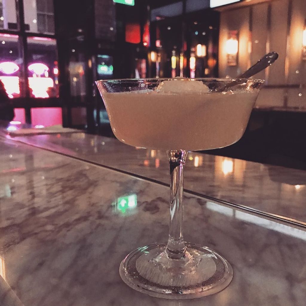 CocktailsL's tweet photo. Well as I was just passing .... #swiftbar #sorbetfloat #youcanbemynewhome #twr https://t.co/KesNeO2on4