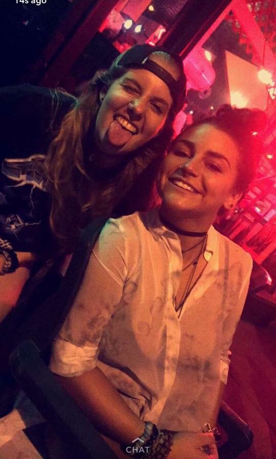 mkkitchens's tweet photo. HAPPY BIRTHDAY to my lil soul mate. I wish I was there to celebrate you. You're AMAZING and I just can't get enough. Miss you tons ❤️ https://t.co/NSQvK28imC