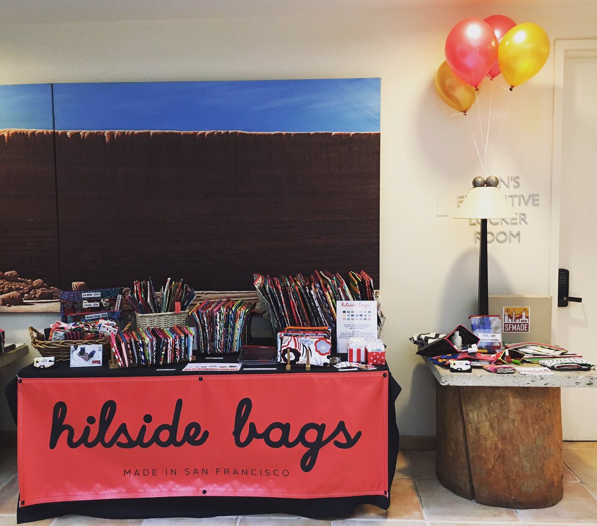 HILSIDEBAGS's tweet image. 'Tis The Season! #HappyHolidays #bayclub #sfmade #travelgift #stockingstuffers #giftguide #holidayevent