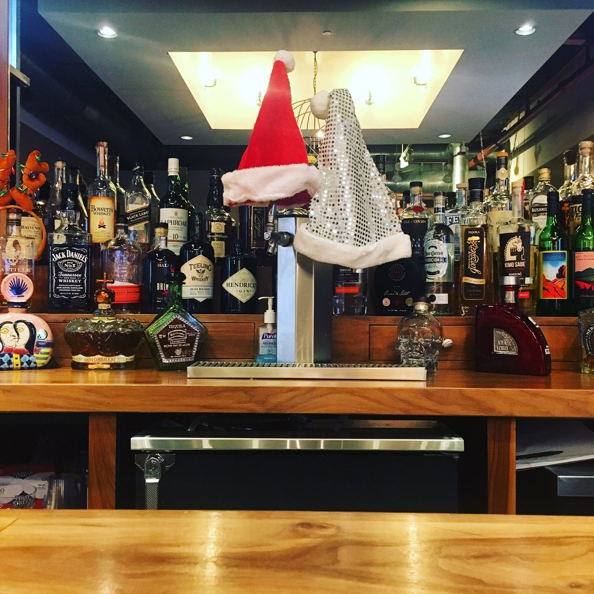 HumHummusic's tweet image. Gearing up for the holidays at HUM!