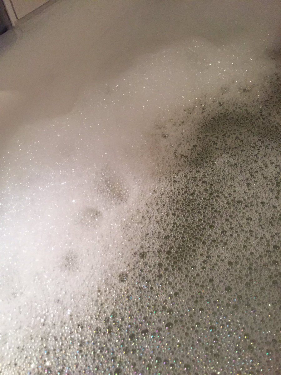 BissigeMichi's tweet photo. 🛀🏻🏊♀️ plantschi plantschi plantsch...
ich und mein Bad, ich und mein Baaaad 🎤
#holz #holzi #holzvorderhütte hab ich auch https://t.co/S2fOuhRwfw