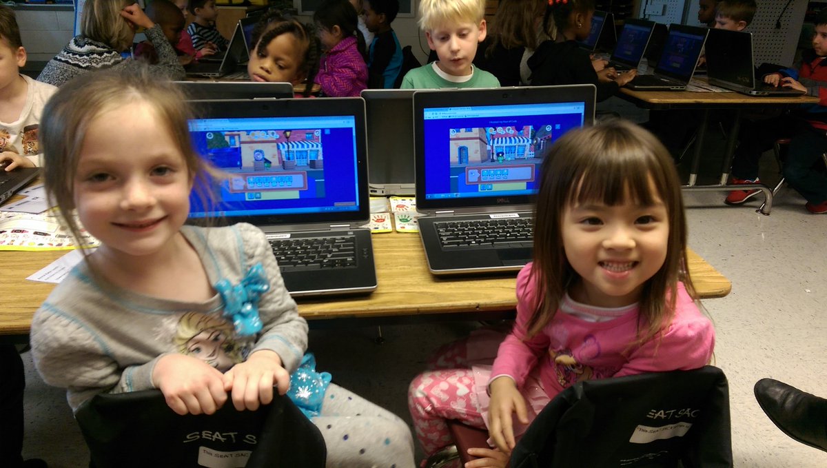CtrlAltTABitha's tweet image. Kinders can code! We ❤ Hour of code! #fhesfoxes #fcpscode