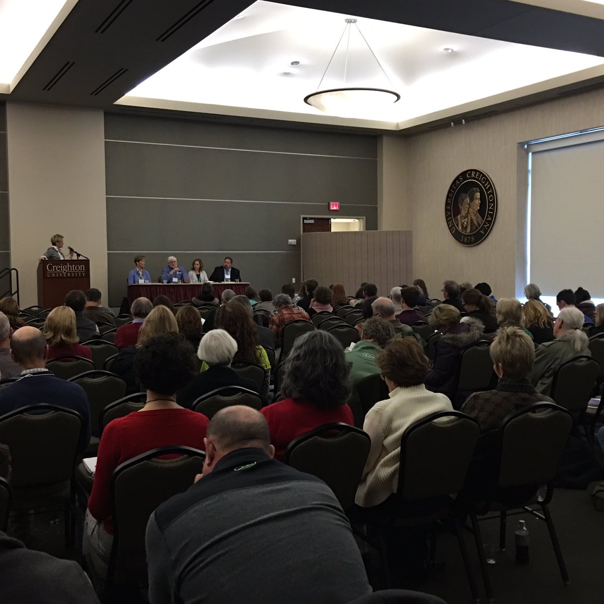 envirorunner's tweet photo. Awesome panel/full room at @Creighton with @groundwaterfdn @verdisgroup @USGSNeb Olsson Associates! @NELCV #ConservationSummit #sustainNE https://t.co/NQy3Z1YX4v