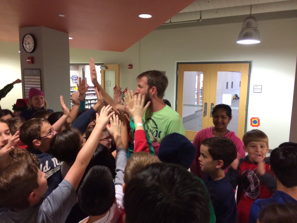 DelisiEileen's tweet photo. Coach Carroll, you're a great sport! #pinkdye #reaganrays https://t.co/3TALFHLeOo