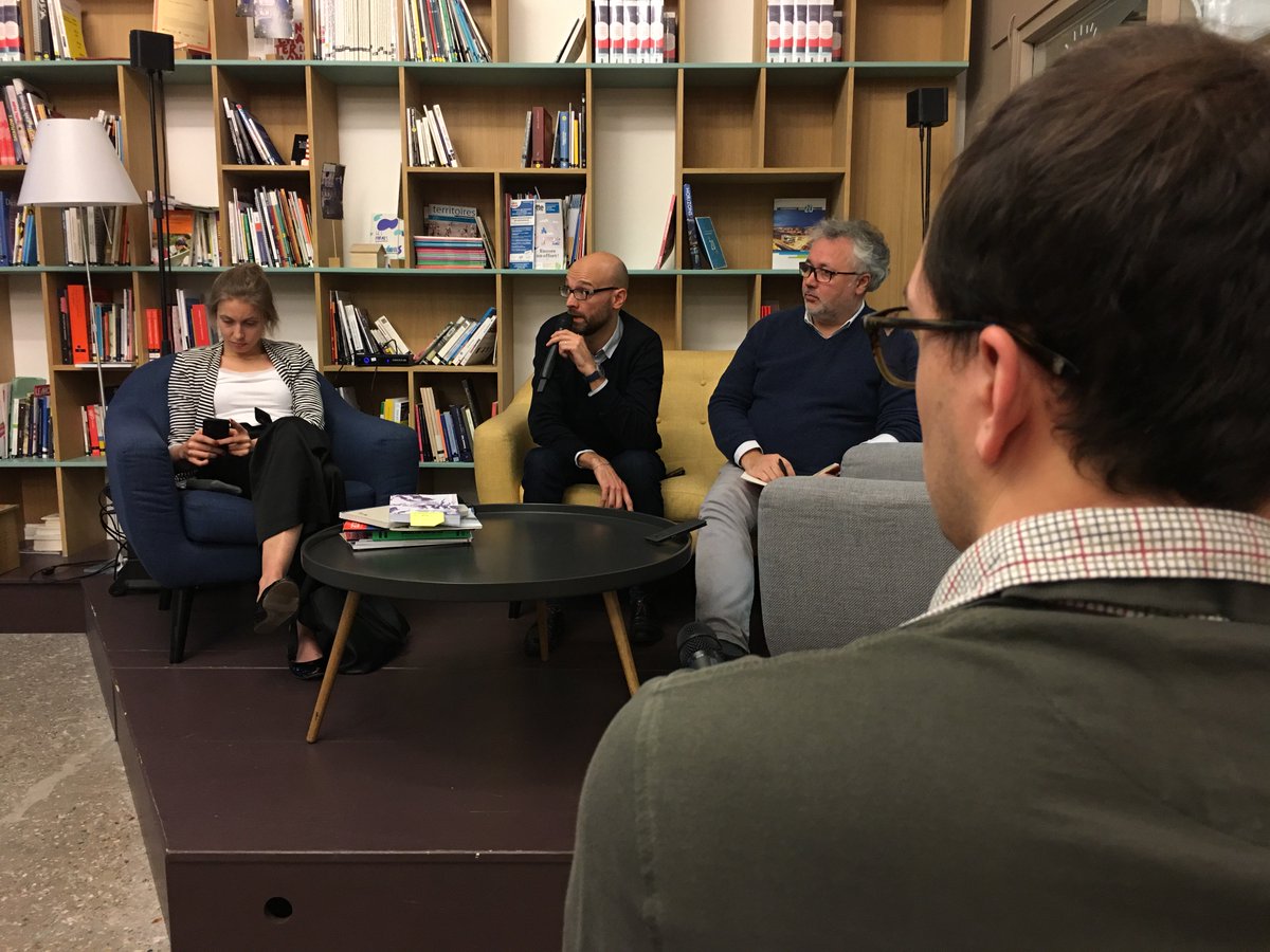 groupenumerique's tweet photo. On est en train de parler de Civic Tech et d'engagement citoyen avec @benjdesgachons @Judepim @jfmarchandise! https://t.co/x7dd3AX5J1