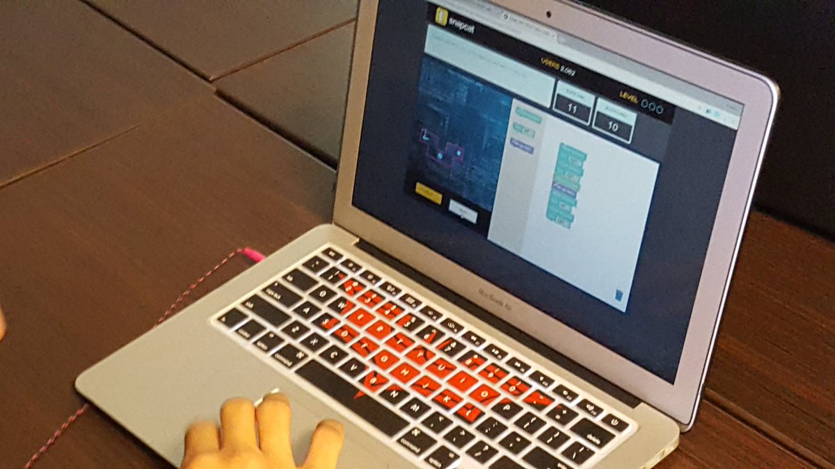 abhobbs2's tweet image. Completed @dayofcyber earlier and now working thru  cybersecurity lab from @theNOVALabs 4 #CompSciEdWeek with @RavenscroftNC CS students