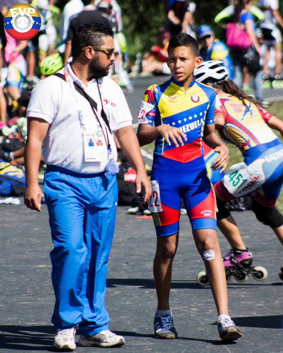 fevepatinn's tweet photo. #fvp #fvpenbuga #Venezuela #Colombia #patinajeindestructible
@IND_Vzla @Mindeporte @pinfantepsuv https://t.co/XW3i3g0Vce