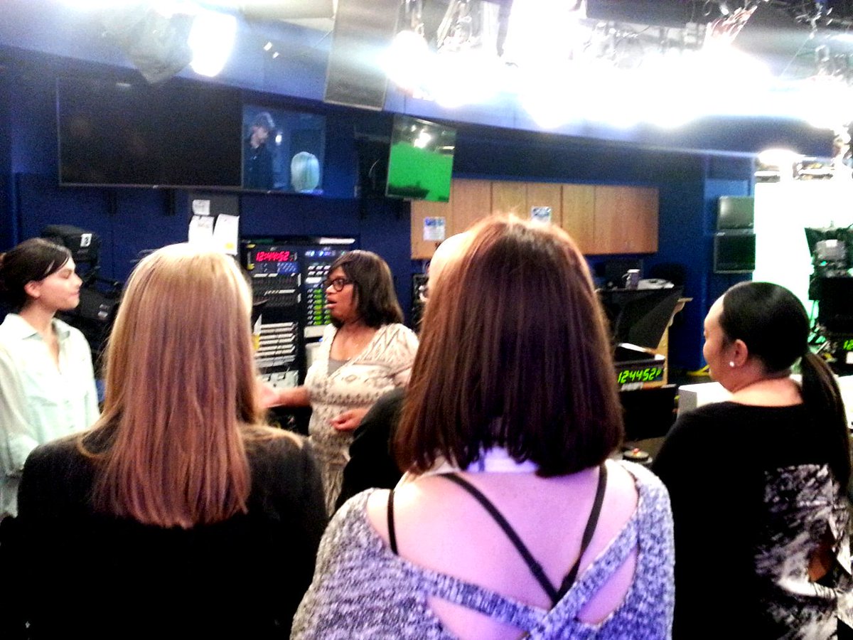 JohnWFountain's tweet photo. Lights, cameras, action, education
#RUjournalism https://t.co/spLYPAbh8U