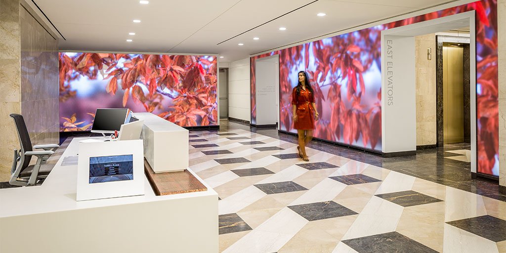 ESIDesign's tweet photo. #TerrellPlace is embracing the seasons as we debut new #fall & #winter media #experiencedesign #WashingtonDC https://t.co/fKcsDfHAzv
