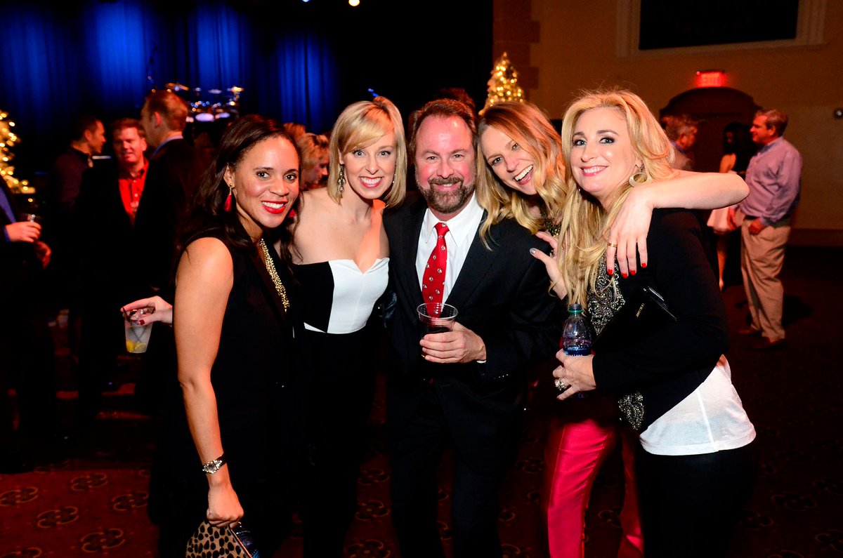 MarkToyDrive's tweet image. Tag a friend in this pic from last fundraiser and get your ticket now for Dec 15th Holiday Toy Drive &amp;amp; Fundraiser buff.ly/2gTuuUi