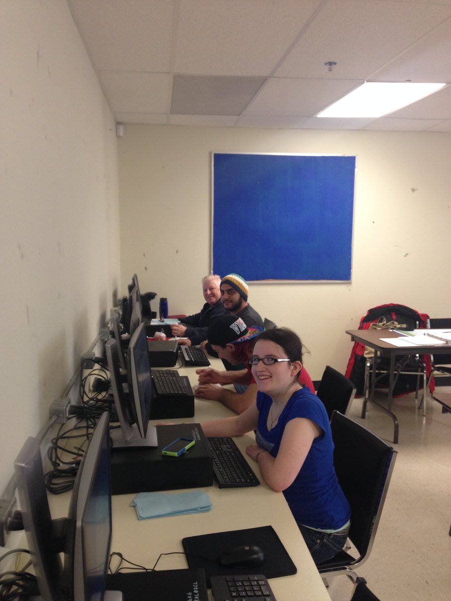 Cont_Ed_Dept's tweet image. #rcdsbcodes Continuing Ed. LBS class participating in #HourofCode.