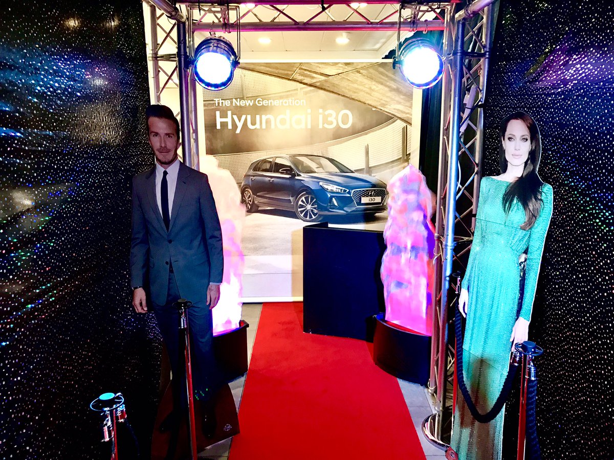 CorporateParty1's tweet image. #Stargazing at Murphy &amp;amp; Gunn Show Room today #BrandRocket BrandRocket.ie ⭐️⭐️⭐️@murphygunnltd #VIP