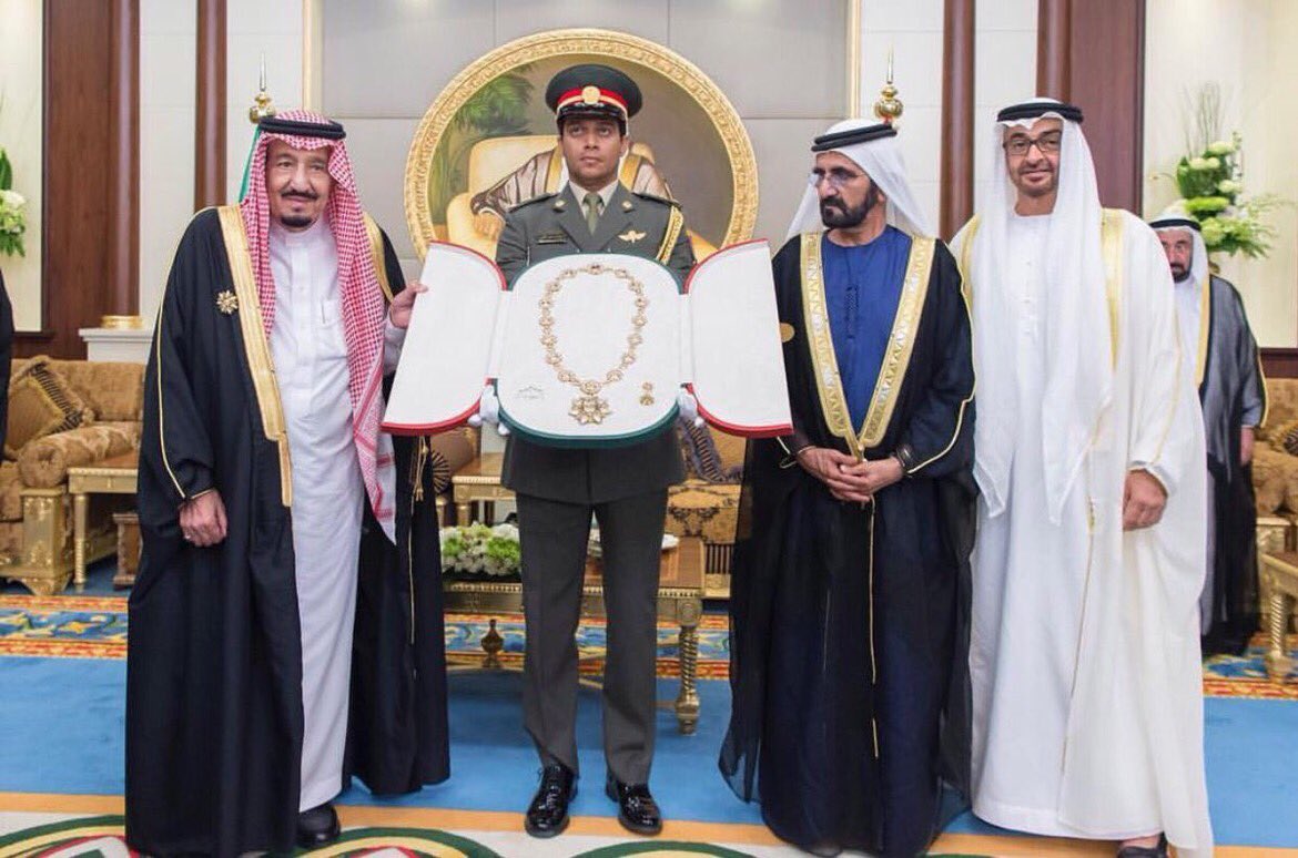 reemamouhammad's tweet photo. #Mohammed_bin_Zayed grants the #Custodian_of_Two_Holy_Mosques #Zayed_Medal #Dar_Zayed_welcomes_Salman https://t.co/v2hHseBlEb