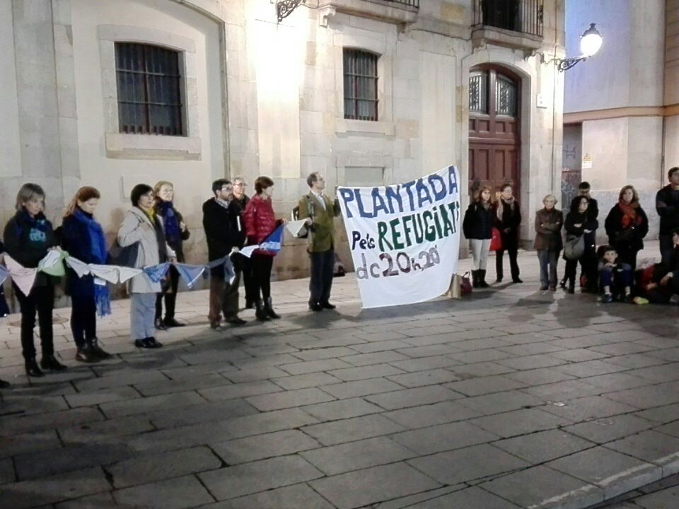 oriolja's tweet photo. ##PlantadaRefugiats per la seva dignitat, per la nostra moral https://t.co/iPd2esagWN