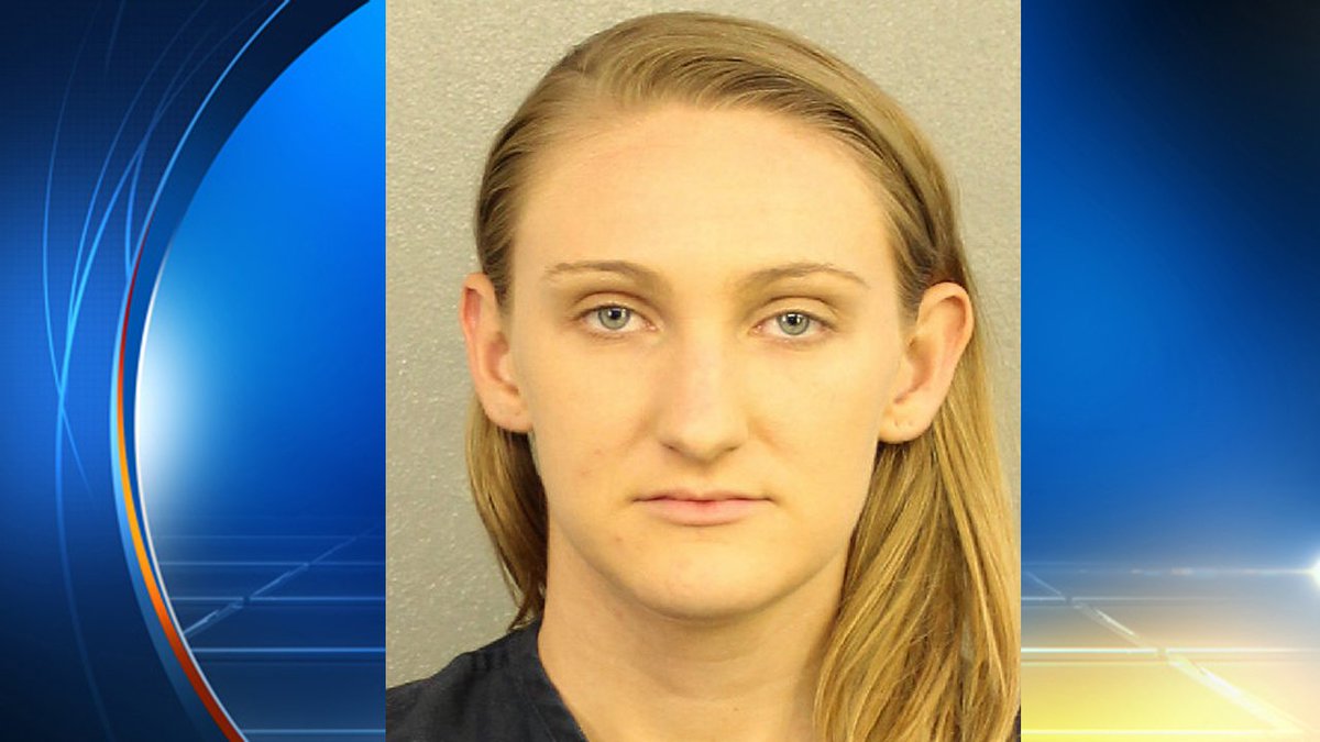 South Florida woman arrested after leaving sleeping child alone inside a hot van bit.ly/2gbsvMe https://t.co/podeDOAma7