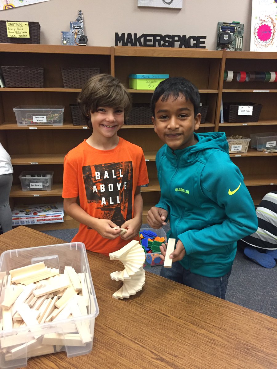 _MrsGrillo's tweet image. MakerSpace is the best! Invent. Create. Imagine.