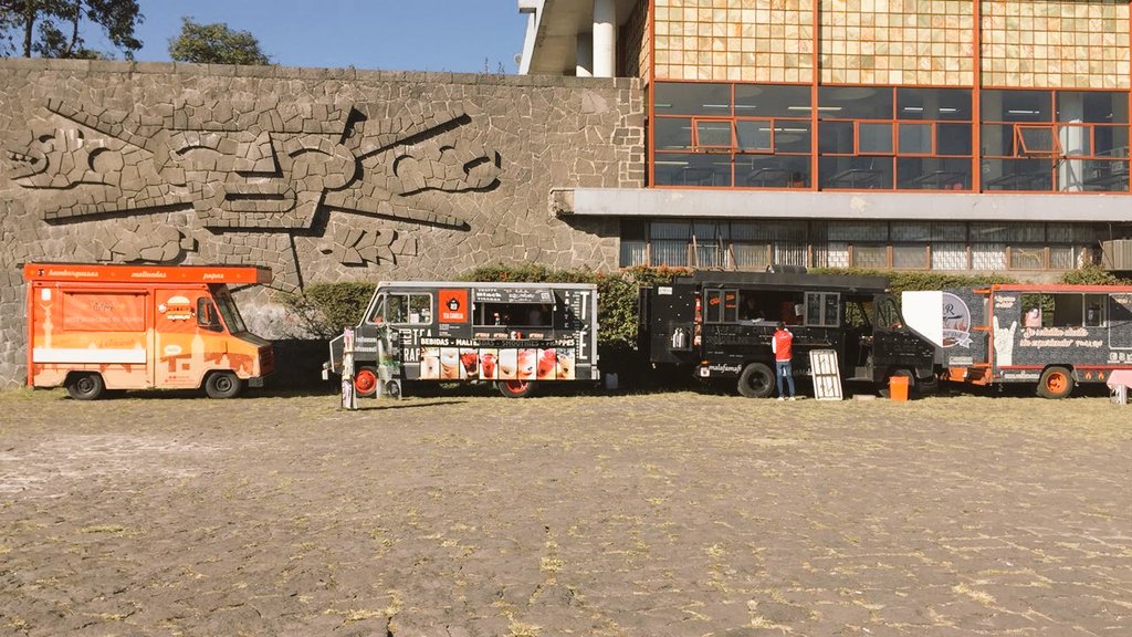 Gracias por haber estado con nosotros en la #NochedeLasEstrellas  <a href="/WurstWagenMx/">WurstWagenMx®</a> <a href="/MalaFamaFT/">Mala Fama Food Truck</a> <a href="/RedTeaCamelia/">Red Tea Camelia</a> <a href="/PattiesBT/">Patties Burger Truck</a> <a href="/GADUS_FT/">GADUS Food Truck</a> <a href="/480grados/">480 Grados FoodTruck</a>