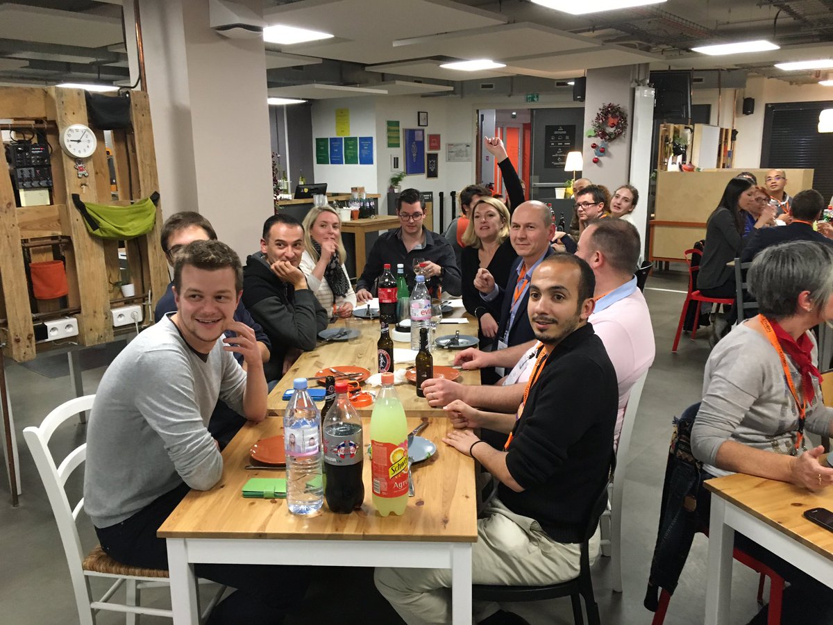 HackathonBP's tweet photo. On termine la journée sur un #Blindtest ! https://t.co/SrUw6XJXQ3