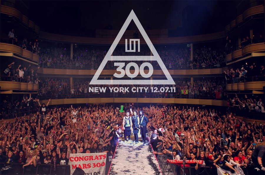 30SECONDSTOMARS's tweet photo. Today in 2011: #MARS300 in New York, celebrating the Guinness World Record of "Longest Concert Tour by a Rock Band", streamed live on @VyRT. https://t.co/6od2slxbXj