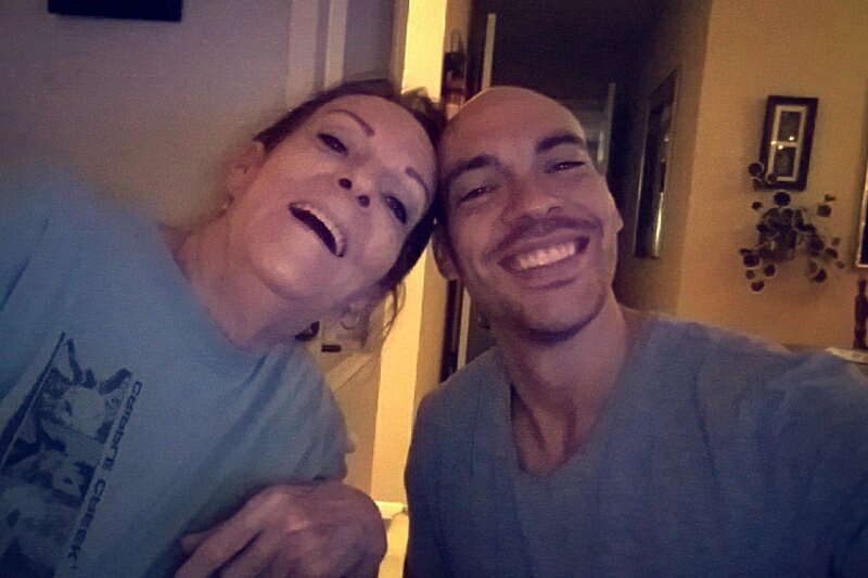 ReedsPrinting's tweet image. Please support my GoFundMe campaign: gofundme.com/new-furniture-… @gofundme