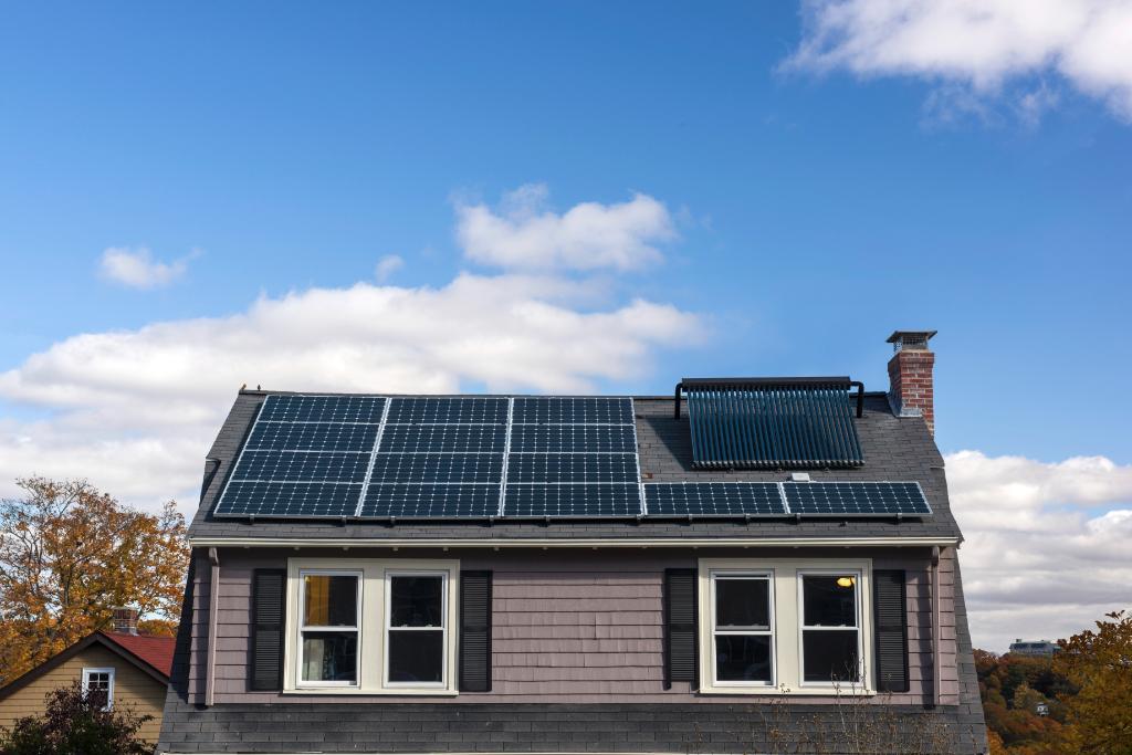 U.S. rooftops could supply 39% of the nation’s energy. Project Sunroof aims to soak it up. goo.gl/8MMLuZ