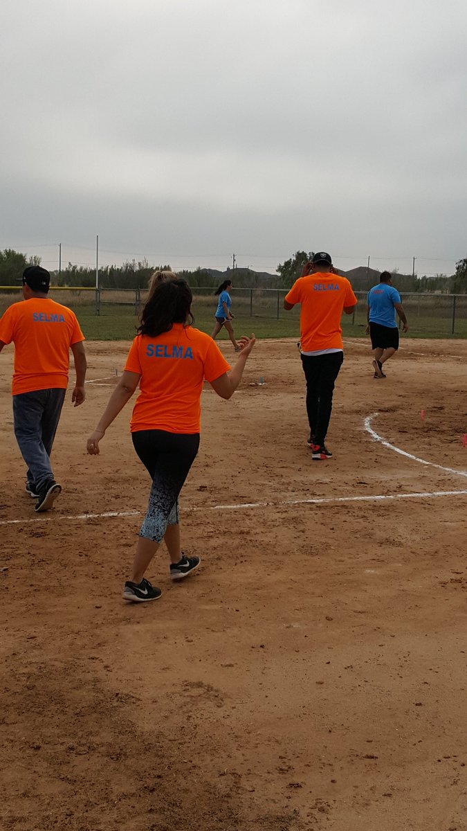 KimmeRamirez1's tweet photo. Selma strong💪🏆#onecheddars https://t.co/4O60b8Uonh