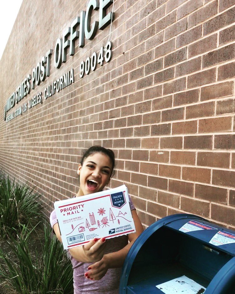 LaurieHernandez's tweet photo. So excited to send this gift to my family, I think they will love it 🤗. How are you #DeliveringCheer this holiday season? @USPS #ad https://t.co/POKtKwv9ZW