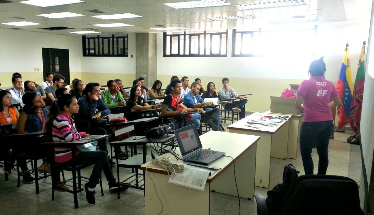 Alby_Colmenares's tweet photo. Foro "IDIOMAS: Tu puerta al mundo"
Encantados de realizar esta actividad junto a EF Venezuela! 
@unidad77_uc https://t.co/ueT3PpNggk