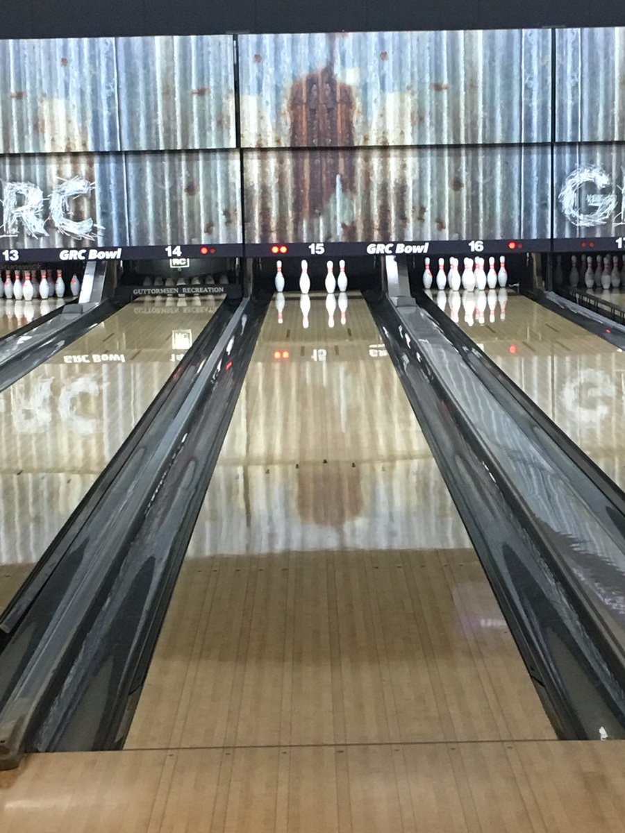 WCHSbowling's tweet photo. Look at this crazy leave @ZachSmith00 left at practice! It's a 2, 3, 6, 7, 8 #tenpinpractice https://t.co/DaW73iQdQo