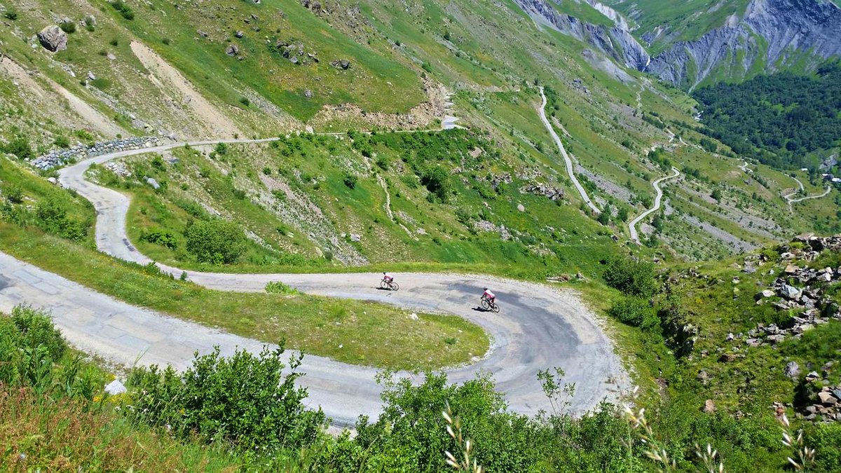 Lonely Planet tweet media