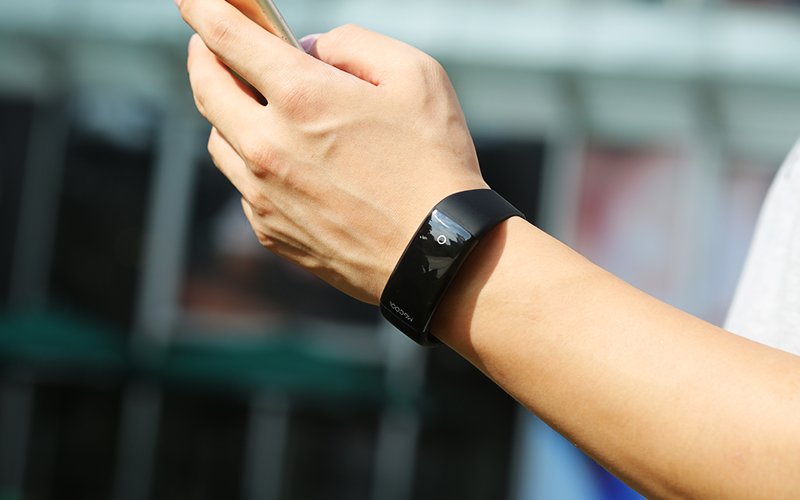MgcoolOfficial's tweet photo. Hello to sports and outdoor lovers. Let MGCOOL Band 2 bulk up your workout. #bluetooth40 #FitnessTracker https://t.co/YxPqRD0qai