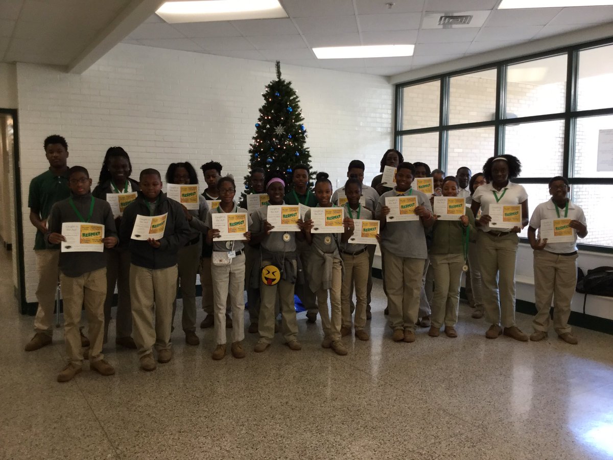 BarclayHarle's tweet photo. November Character Kids! Respectful Model Students! @ScarboroughMS1 @MobilePublicSch @AndreaLDennis https://t.co/rqH2V2EUM7