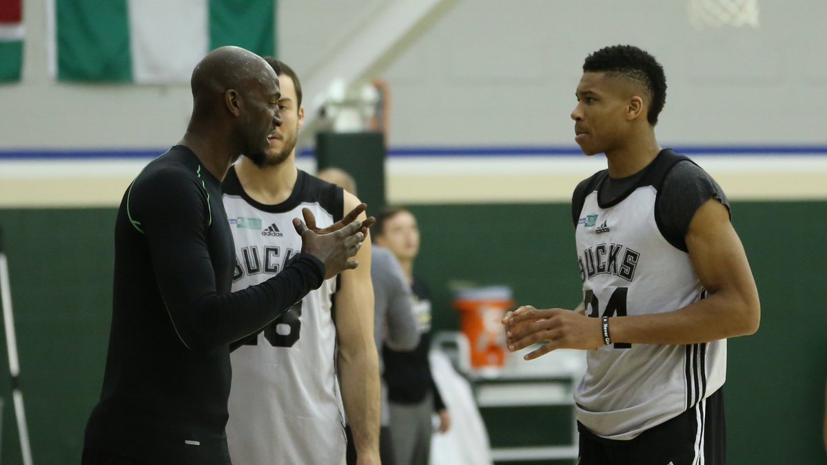 KG joins Bucks practice. #OwnTheFuture   📸: on.nba.com/2hkFDe6 https://t.co/lvyCFBFmHX