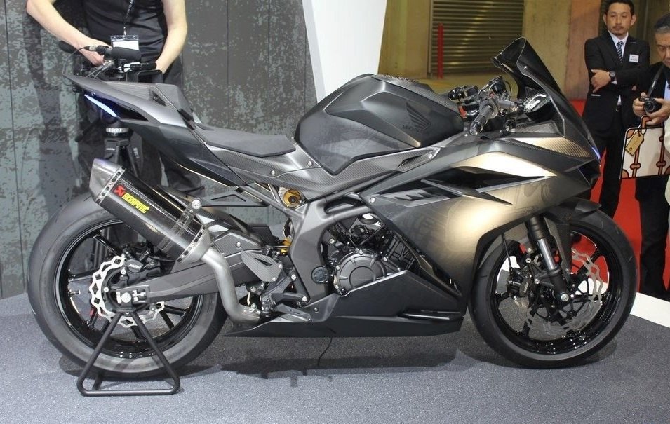 TheNamesEcho's tweet photo. @6Foot4Honda How do you feel about this m8? https://t.co/KTRZlKp04R