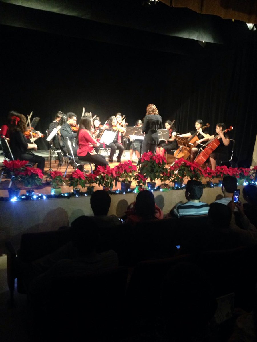 AbstractoCult's tweet photo. Concierto de Orquesta de Cámara y Taller de Canto de Casa del Arte, en el auditorio Con suelo Cantú Leal. #CdVictoria #GobTam #Tam https://t.co/cBO8Jiwkok