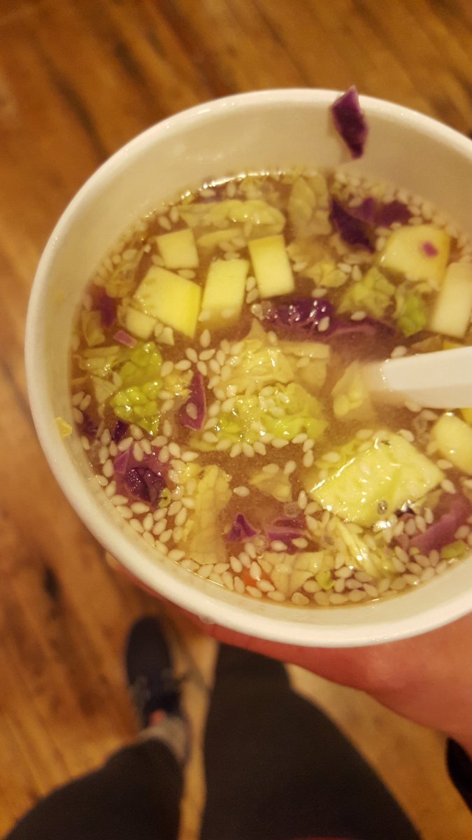 Notjing better than warm soup in a cold day! So yummy! Thanks <a href="/QuarksAB/">Quarks AmericanBento</a> 🤗